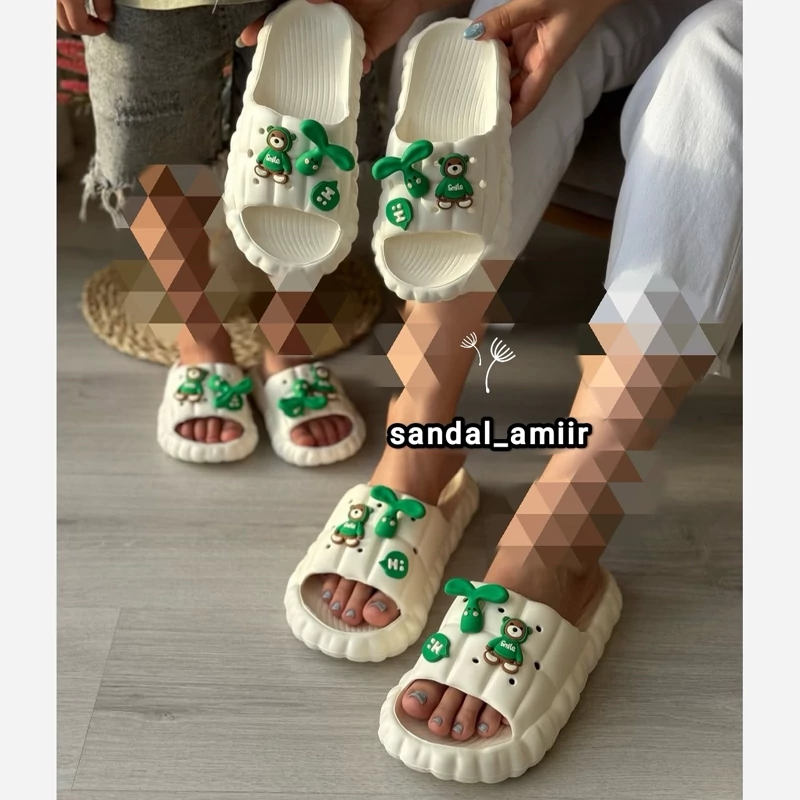 دمپایی استیکر دار سلنا  زنانه برند پاپا